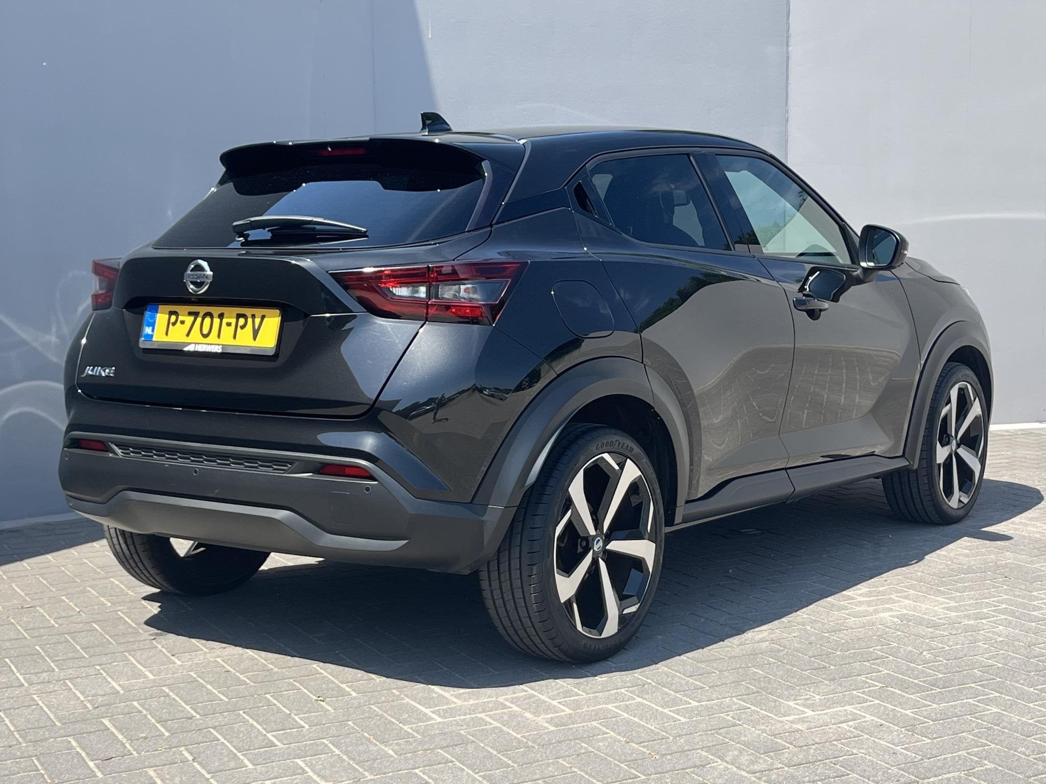 Nissan Juke 1.0 DIG-T N-Design / Premium Audio Systeem / Col, Auto's, Euro 6, Zwart, Leder, Bedrijf