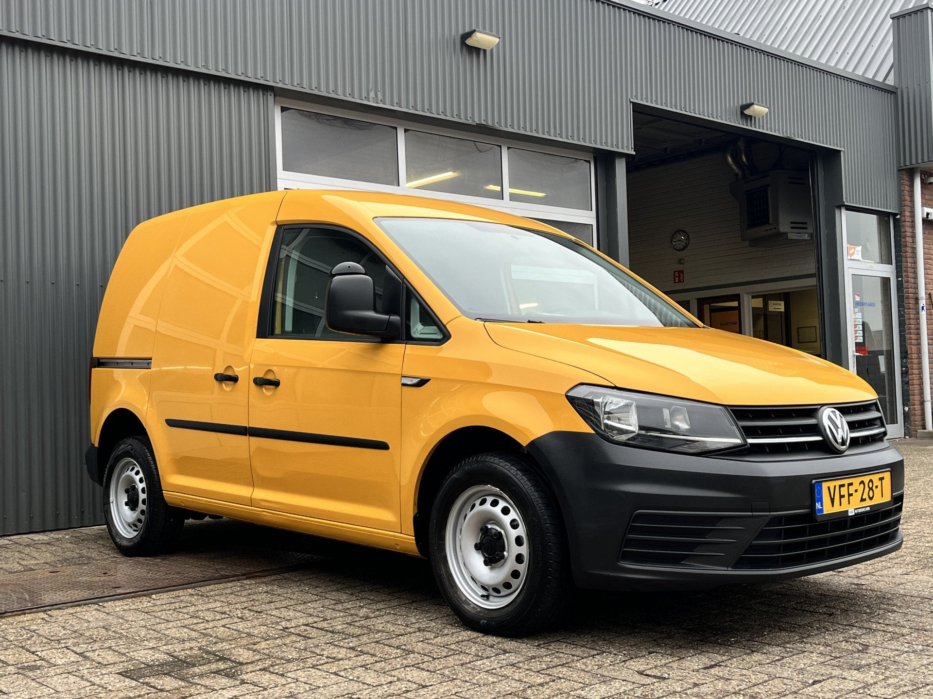 Volkswagen Caddy 2.0 TDI L1H1 Airco Cruise controle Trekhaak, Auto's, Stof, Gebruikt, 4 cilinders, Volkswagen