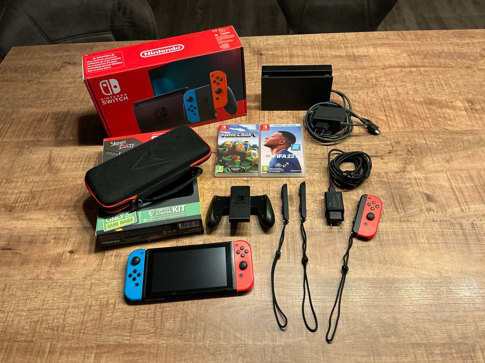 Nintendo Switch met games en accessoires, Spelcomputers en Games, Ophalen, Switch Original, Met 3 controllers of meer, Gebruikt