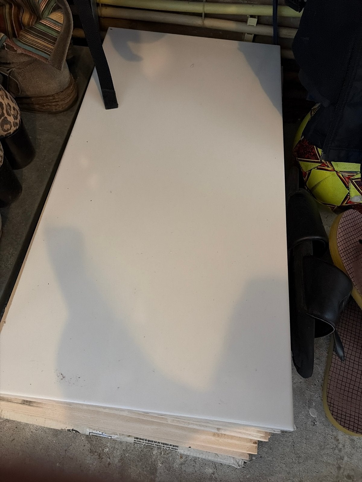 Gratis, nieuw 14 stuks 60x30cm witte wandtegel (badkamer), Ophalen, Nieuw