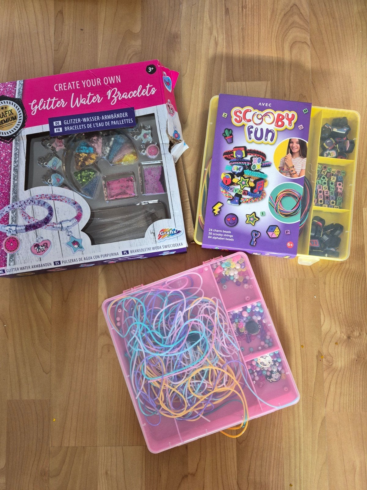 Sieraden Maakpakketten: Glitter Armbanden & Scooby Fun, Ophalen, Nieuw, Overige typen