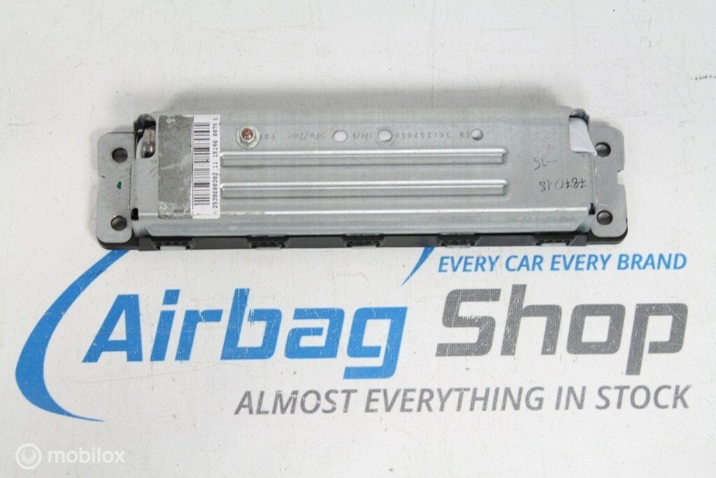 Knie airbag Mercedes C klasse W205 (2014-heden), Auto-onderdelen
