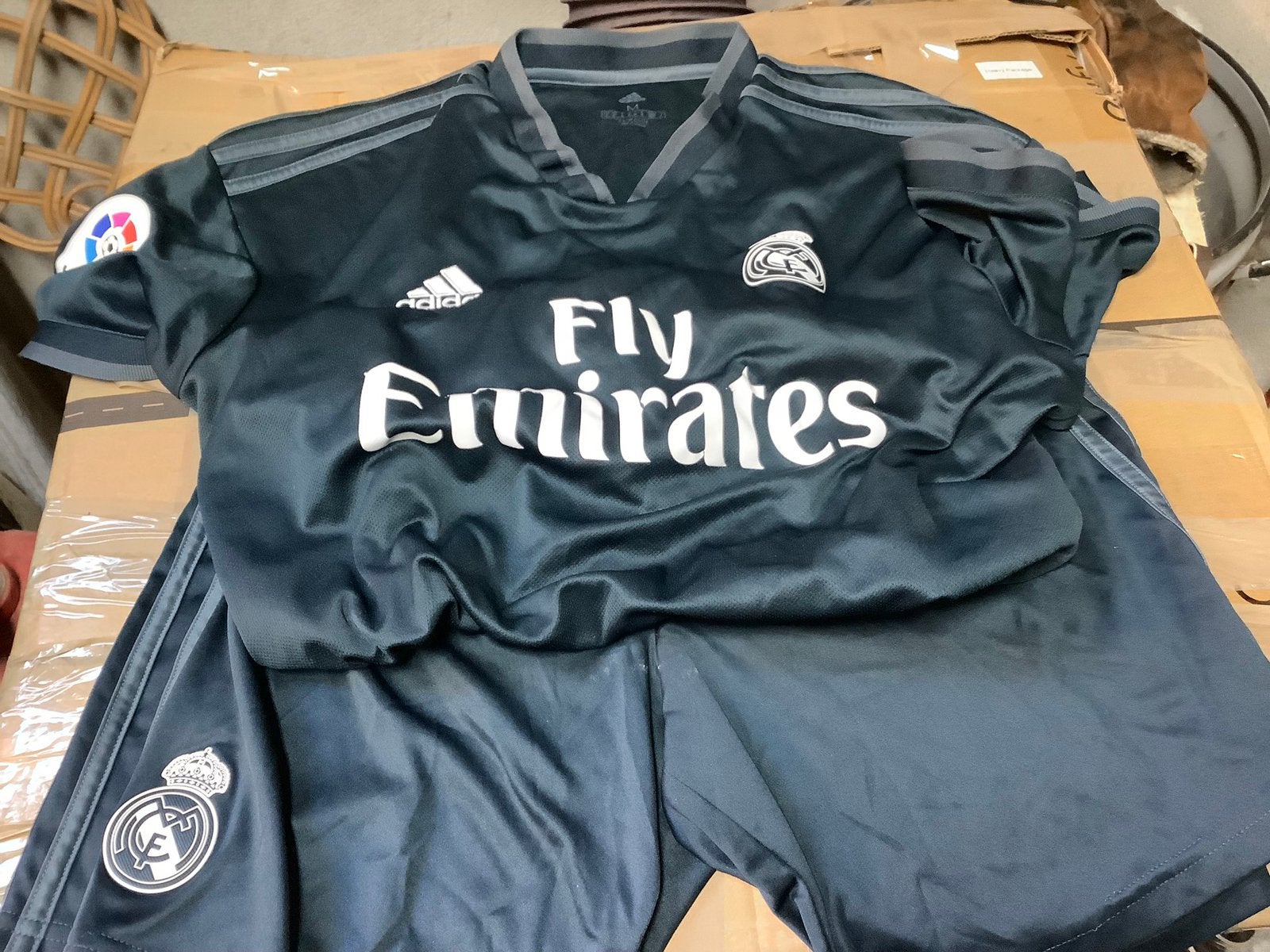 Adidas Real Madrid shirt met korte broek maat M, Maat M, Ophalen of Verzenden, Gebruikt, Set