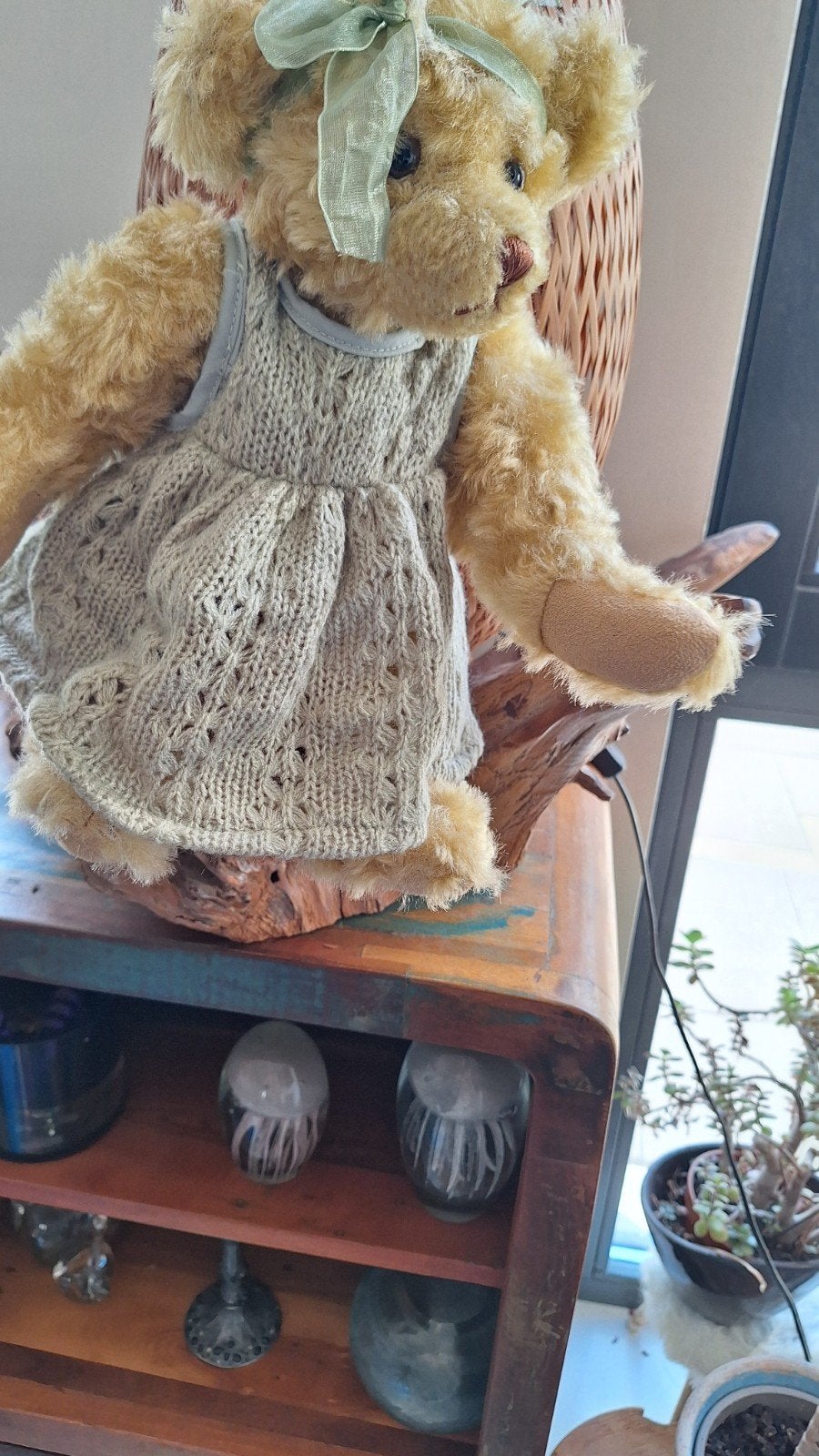 Teddy Hermann Beertje 30 cm - Met Gebreide Jurk, Overige merken, Overige karakters, Beer, Ophalen of Verzenden