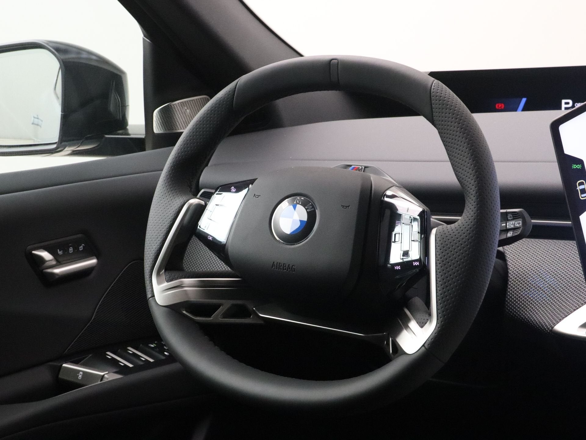 BMW iX3 40 eDrive 83 kWh (bj 2026, automaat), Auto's, Automaat, Achterwielaandrijving, Verwarmde buitenspiegels, Zwart