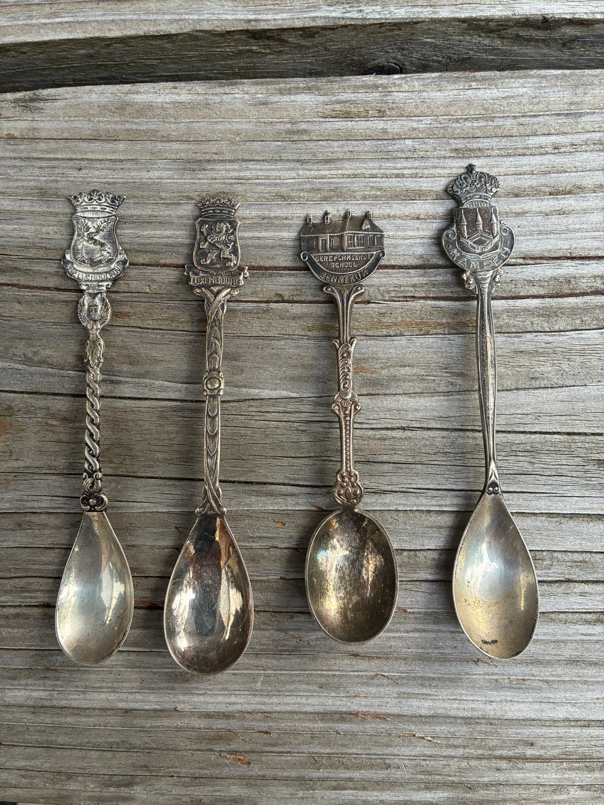Thee lepeltjes, suikertang & prikkers (32 items totaal), Verzamelen, Ophalen, Gebruikt