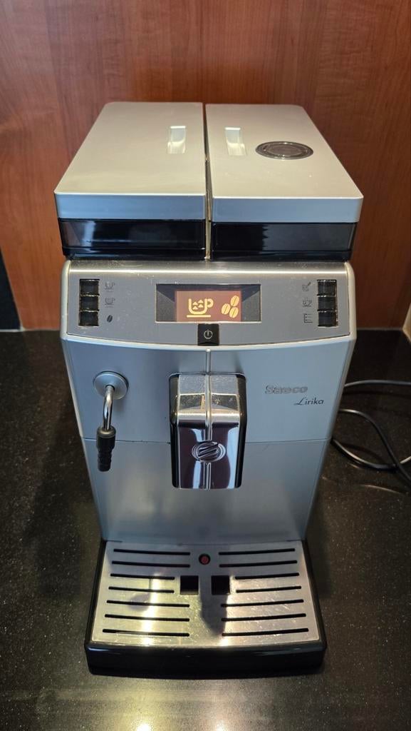 Saeco Lirika Koffiemachine - Volautomatisch Espressoapparaat, Witgoed en Apparatuur, Koffiezetapparaten, Ophalen, Gebruikt, 10 kopjes of meer