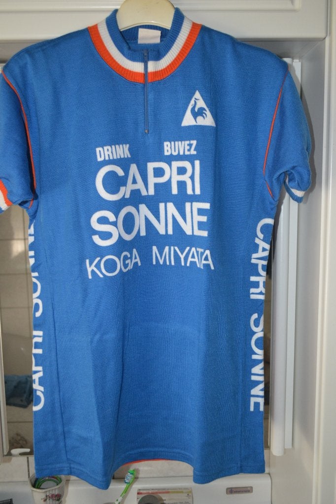 Capri Sonne trui, Ophalen, Zo goed als nieuw, Bovenkleding
