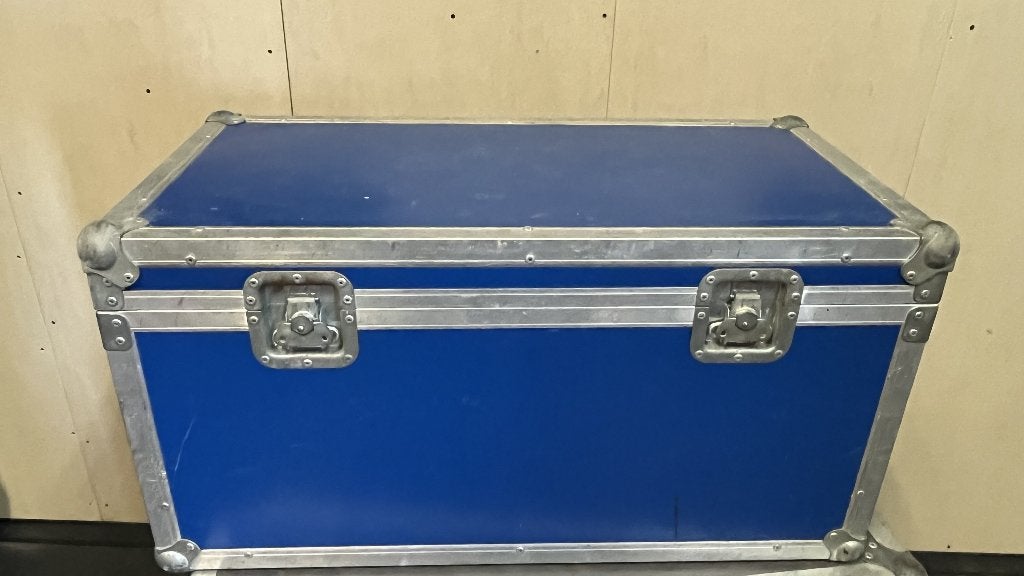 Blauwe flightcase kist met schuim, Ophalen, Gebruikt, Overige instrumenten, Flightcase