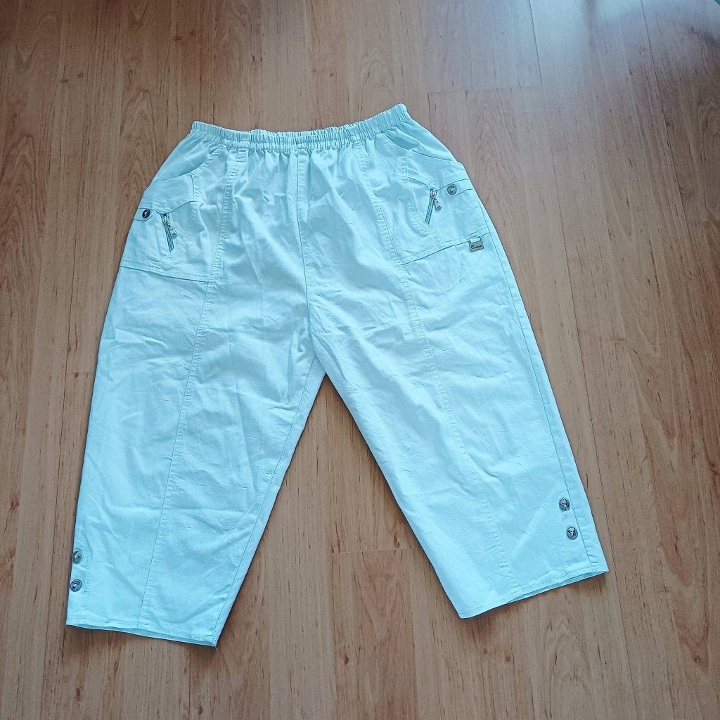 Witte Cherry Berry capri maat 50 (T8), Cherry Berry, Wit, Ophalen of Verzenden, Zo goed als nieuw
