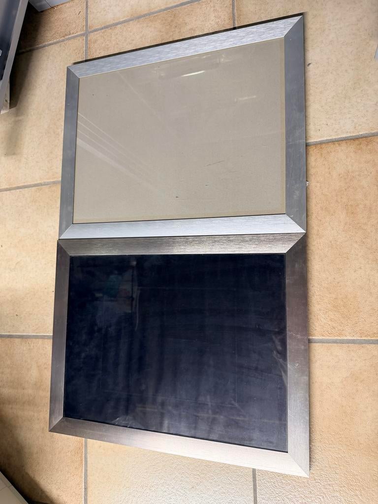 2 zilverkleurige grote fotolijsten, Ophalen, Minder dan 50 cm, Gebruikt, 50 tot 75 cm