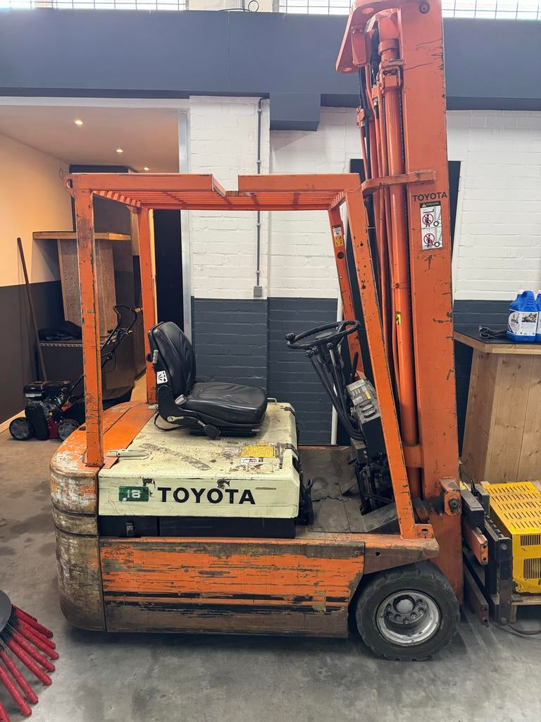 Toyota Heftruck 18 Elektrisch - elektrische heftruck, Zakelijke goederen, Machines en Bouw | Heftrucks en Intern transport, 1000 tot 2000 kg
