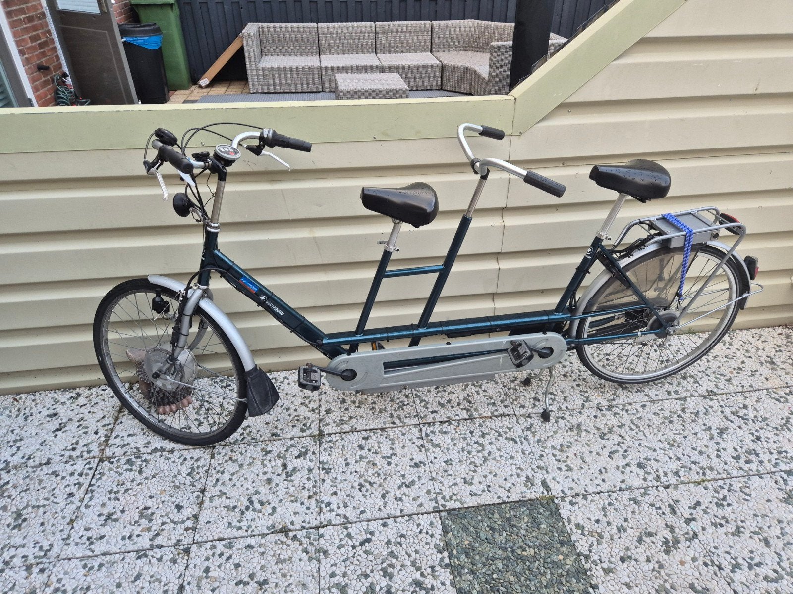 Elektrische tandem met oplader - perfecte staat, Fietsen en Brommers, Fietsen | Tandems, Ophalen, Zo goed als nieuw