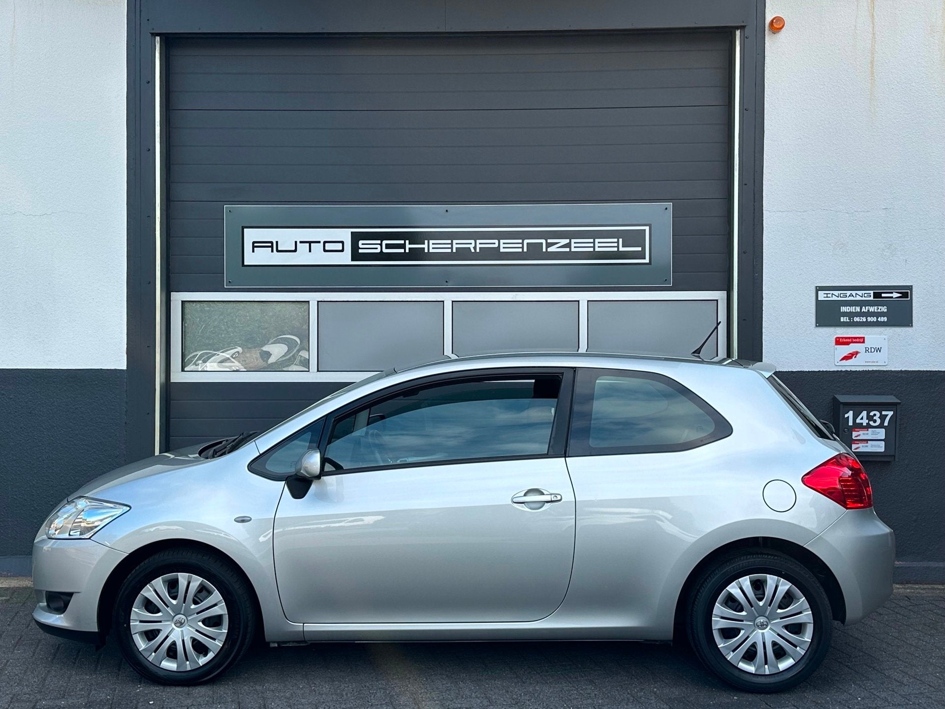 Toyota Auris 1.6-16V Sol | NAVI | CRUISE | TREKHAAK | NL AUT, Auto's, Voorwielaandrijving, Gebruikt, 4 cilinders, Bedrijf
