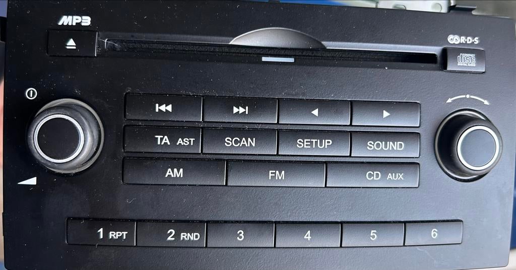Originele Kia Ceed dubbel DIN radio - X96140-1H500, Auto diversen, Autoradio's, Ophalen, Gebruikt