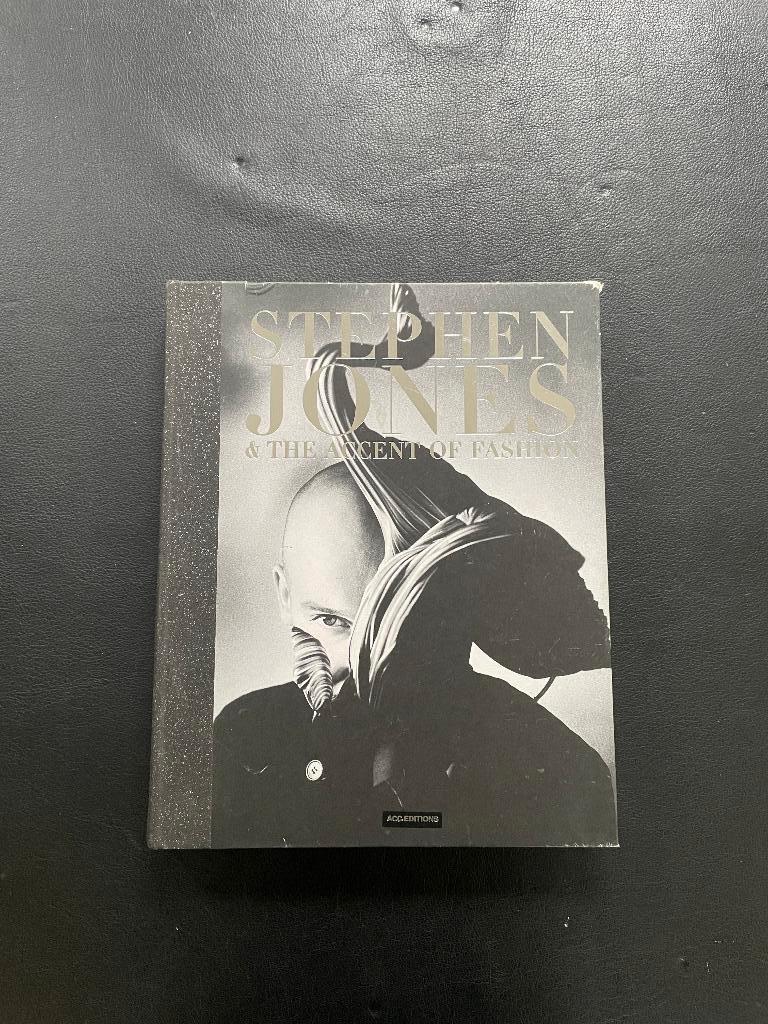 STEPHEN JONES, Boeken, Kunst en Cultuur | Fotografie en Design, Gelezen, Overige onderwerpen, Ophalen of Verzenden