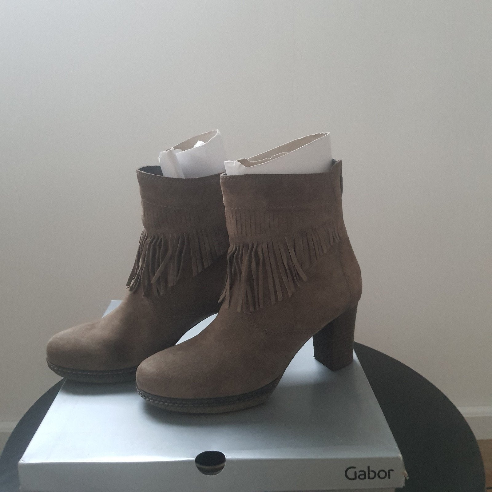 in nieuwstaat leuke laarsjes van gabor maat 38, Ophalen, Beige, Lage of Enkellaarzen, Gabor