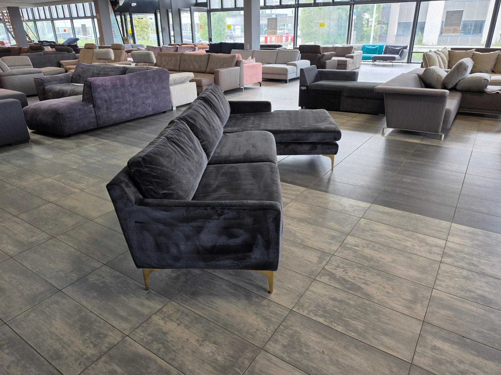 Foto 8 van ✅️️️️️ GEREINIGD antraciet velvet hoekbank 300x160 | BEZORGE