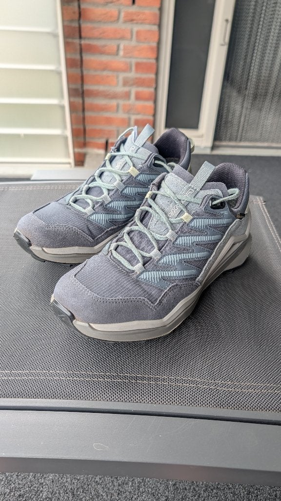 Lowa MADDOX PRO GTX LO Ws - maat 40 - kleur mid blue, Ophalen of Verzenden, Zo goed als nieuw, Schoenen