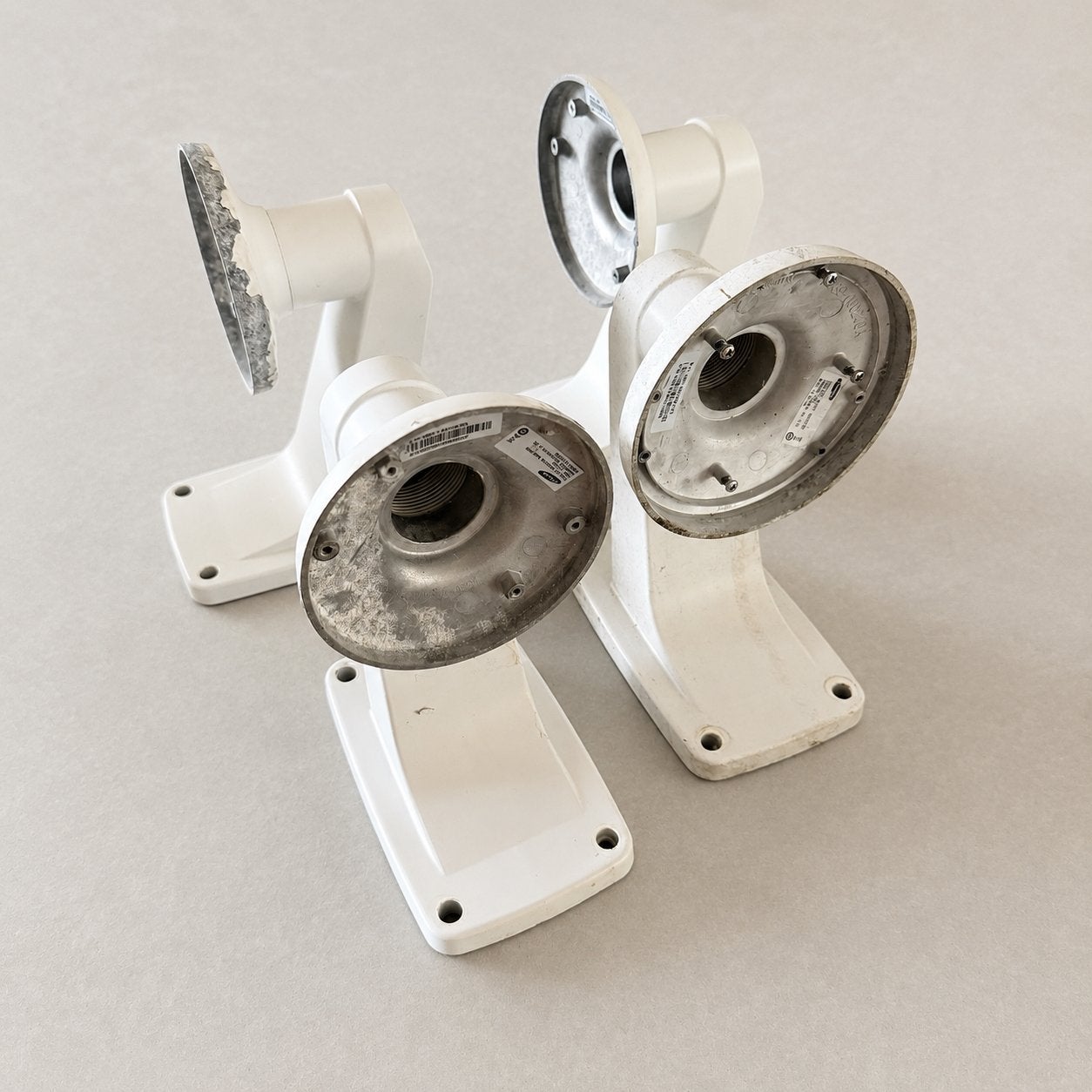 Samsung / Hanwha SBP-122HM hanging adaptor camera beugels, Ophalen