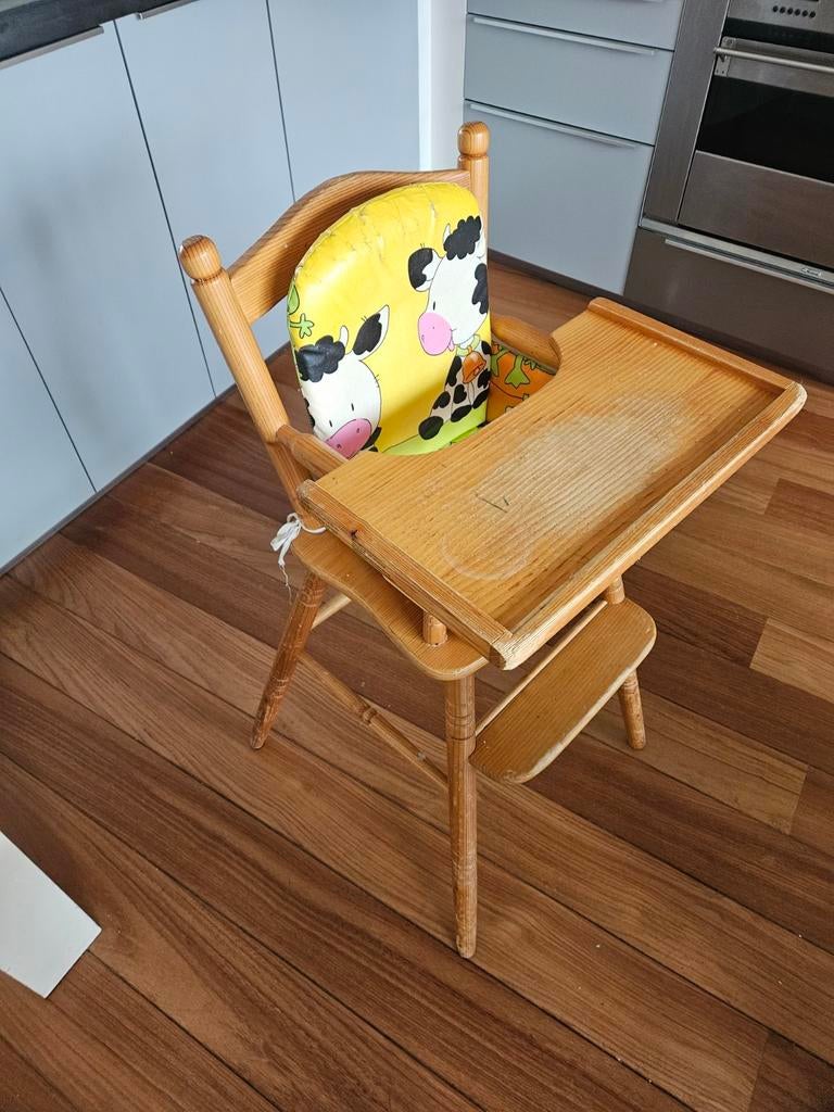 Houten kinderstoel met koeienprint kussen, Ophalen