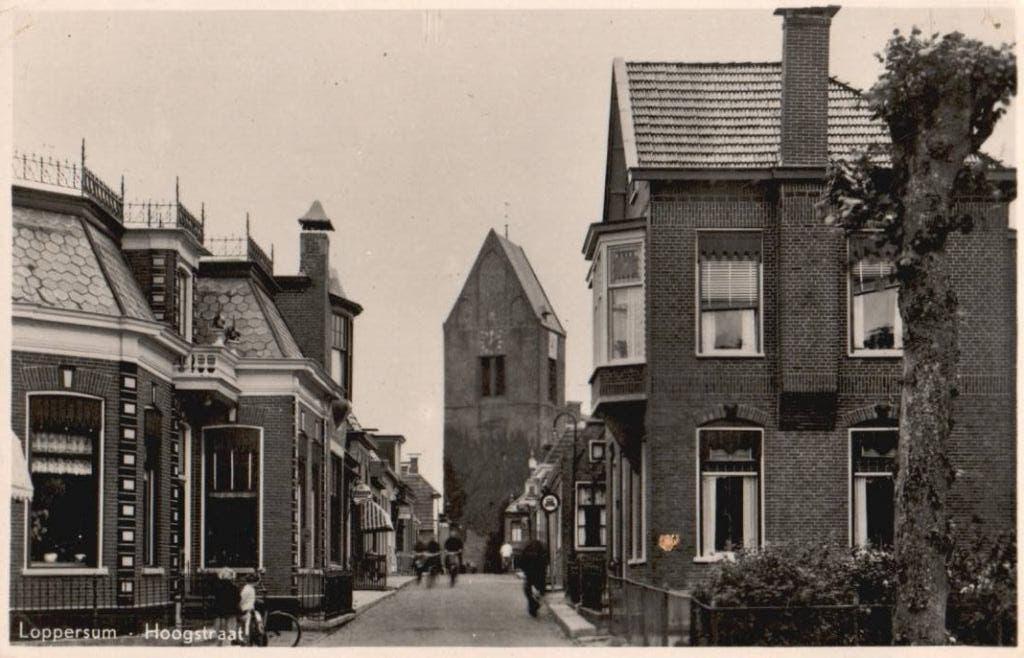 Loppersum (Gr.) Hoogstraat 1949., Verzamelen, Ansichtkaarten | Nederland, Verzenden, 1940 tot 1960, Gelopen, Groningen