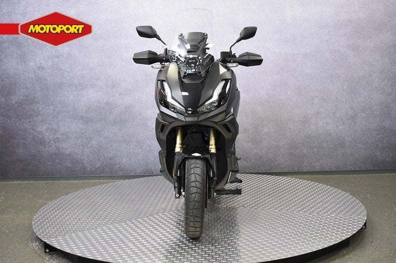 Honda ADV 350 (bj 2024), Info@motoportwormerveer.nl, Scooter, Honda Motor Europe, Crystal Bldng B-Unit B11.2 Rivium Blv200
2909 LK  Capelle aan den IJsel, NL