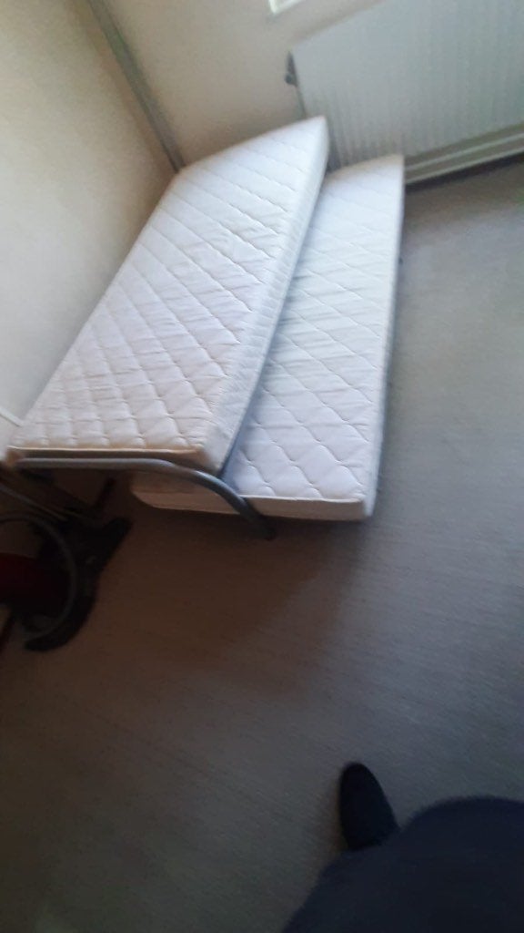 2 bedden compleet, Ophalen, Overige materialen, Gebruikt, 90 cm