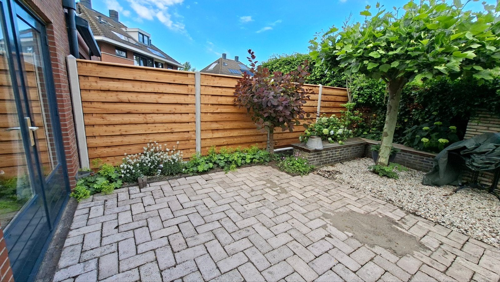 Gratis af te halen: Terrastegels 28x14x5 cm, ca 16 m2, Gebruikt, Ophalen of Verzenden, 10 m² of meer, Beton