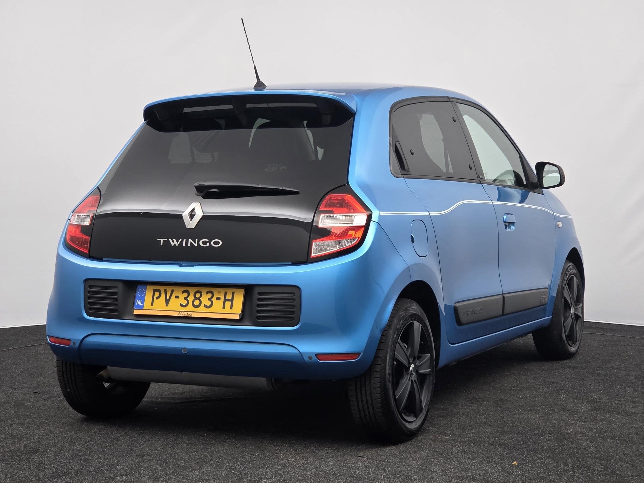 Renault Twingo 1.0 SCe Limited | Airco | Parkeersensoren | 1, Auto's, Gebruikt, Origineel Nederlands, Handgeschakeld, 3 cilinders