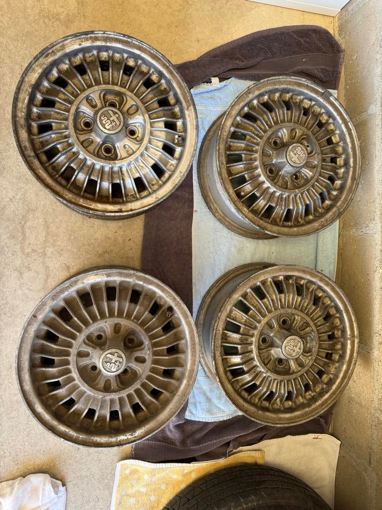 Cromodora CD47 Velgen voor Alfa Romeo 116 Chassis (4-gaats), Ophalen, Gebruikt, Personenwagen, Velg(en)
