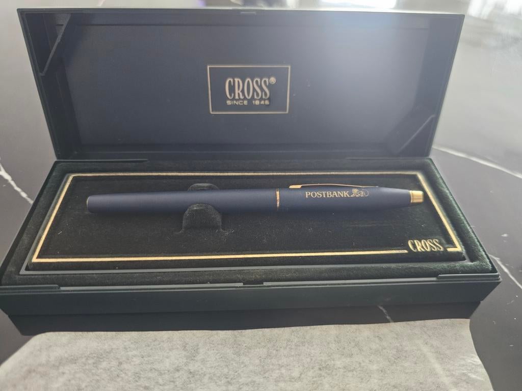 Cross pen met gouden accenten en Postbank logo, in doos, Verzamelen, Gebruikt, Balpen, Cross, Ophalen of Verzenden