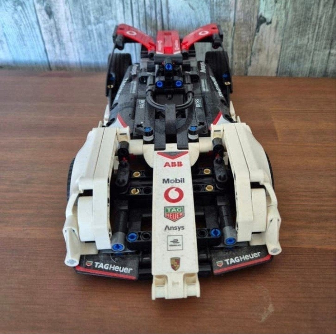 LEGO Technic 42137 Porsche 99X Electric Raceauto, Ophalen, Gebruikt