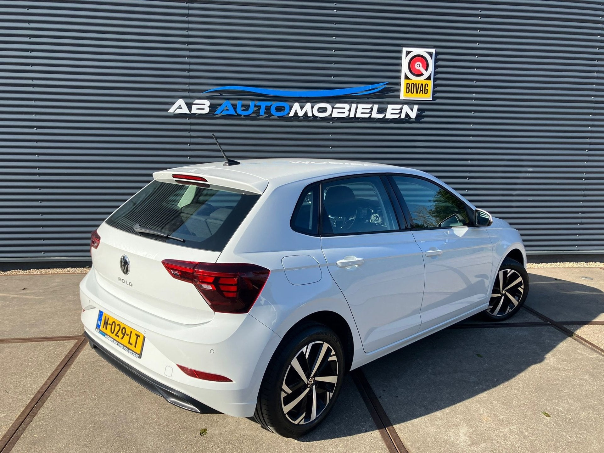 Foto 3 van Volkswagen Polo 1.0 TSI Life PDC/ CARPLAY