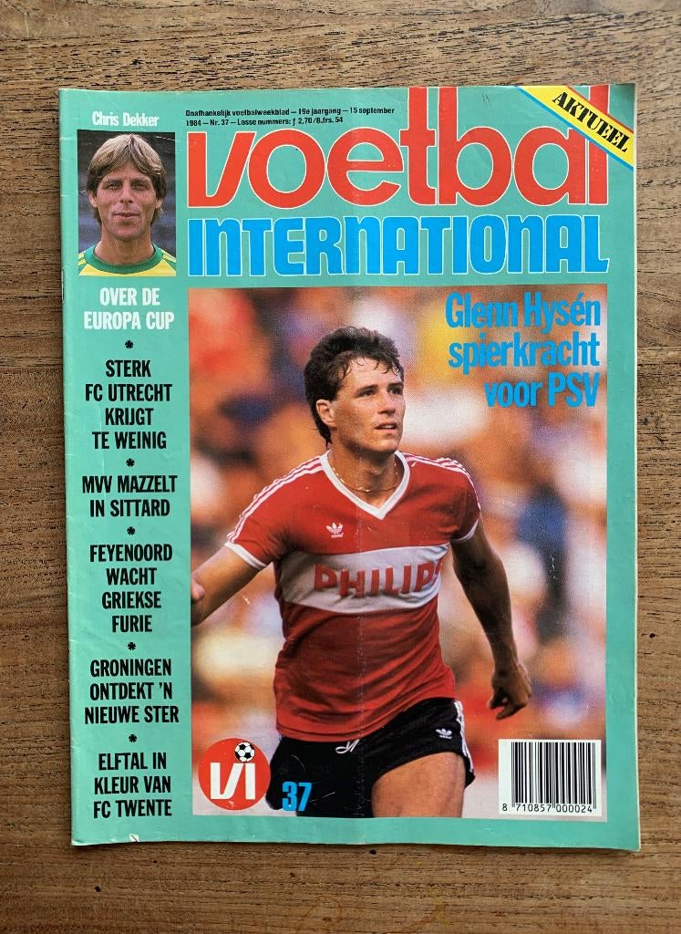 Voetbal International VI Div. tijdschriften uit 1984 / €1,50, Ophalen of Verzenden, Zo goed als nieuw, PSV, Poster, Plaatje of Sticker