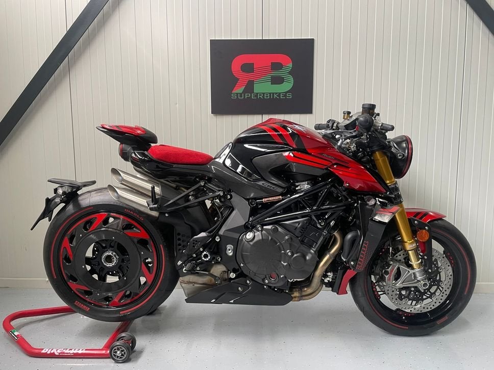 MV AGUSTA RUSH 1000 (bj 2025) 5 km, Motoren, 4 cilinders, Motorrijbewijs A, Bedrijf, Onbekend