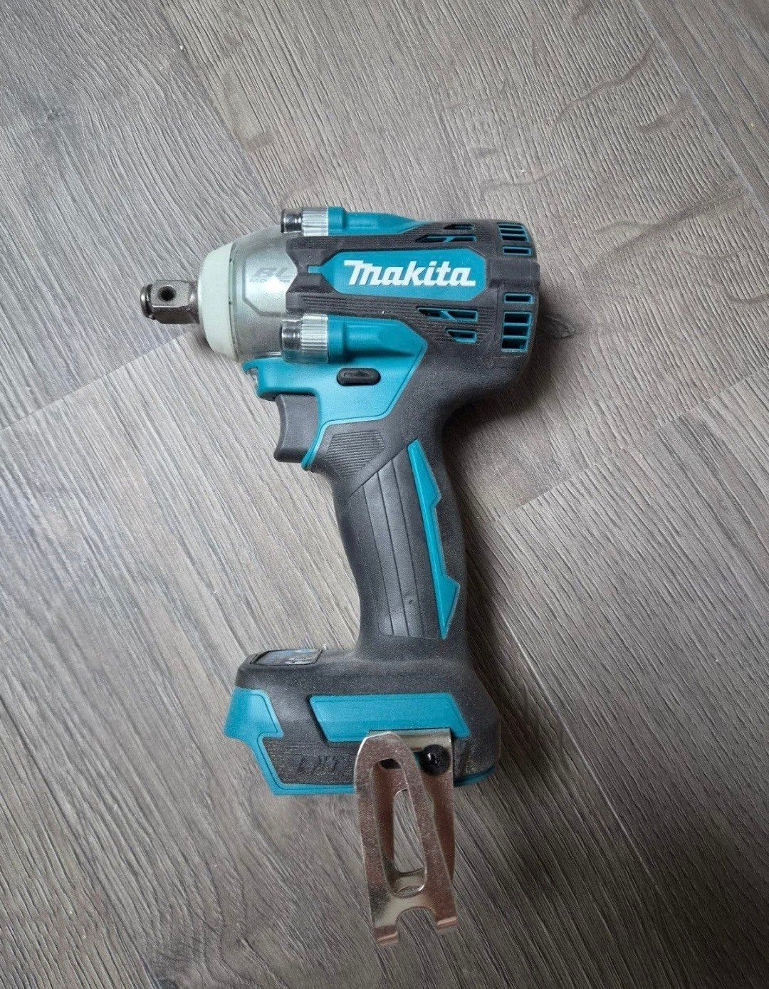 Nieuwe originele Makita DTW300 Accu Slagmoersleutel, 600 watt of meer, Variabele snelheid, Verzenden, Overige typen