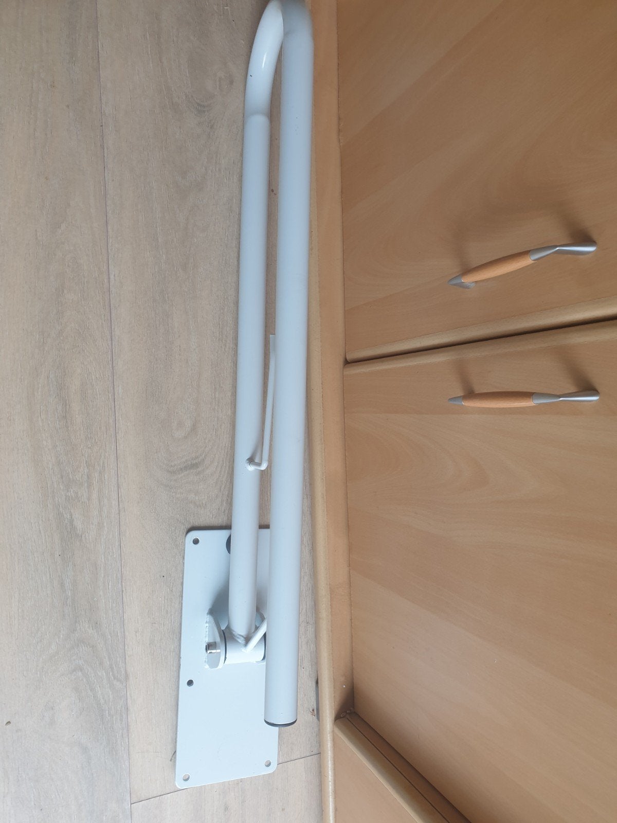 Opklapbare toiletbeugel - Steun voor toilet, Ophalen of Verzenden, Zo goed als nieuw, Overige typen