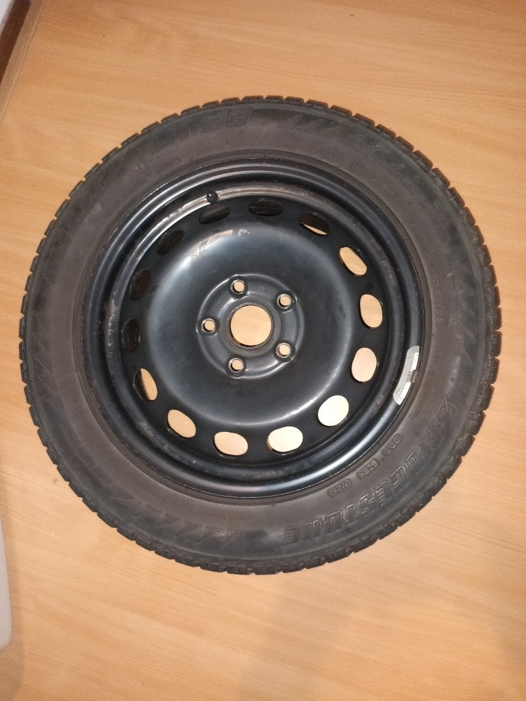 Winter set 16 inch  past op VAG, Auto-onderdelen, Ophalen, Gebruikt, 16 inch, Banden en Velgen