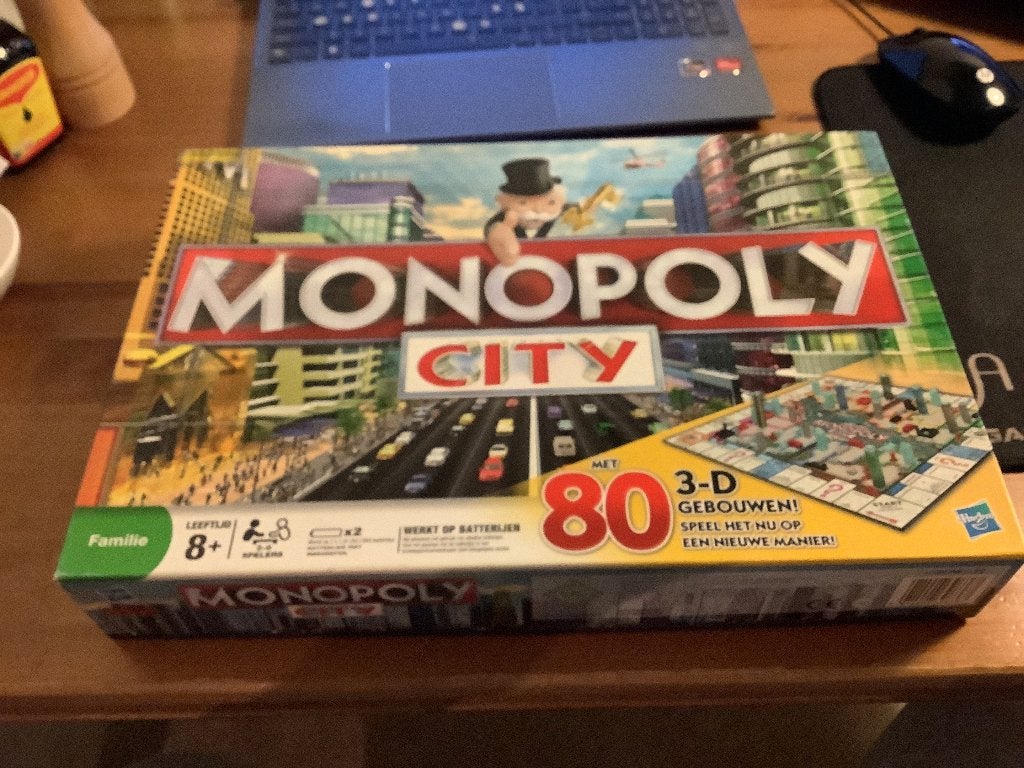 Monopoly City. Bordspel. Met 80 gebouwen, Hobby en Vrije tijd, Gezelschapsspellen | Bordspellen, Vijf spelers of meer, Ophalen of Verzenden