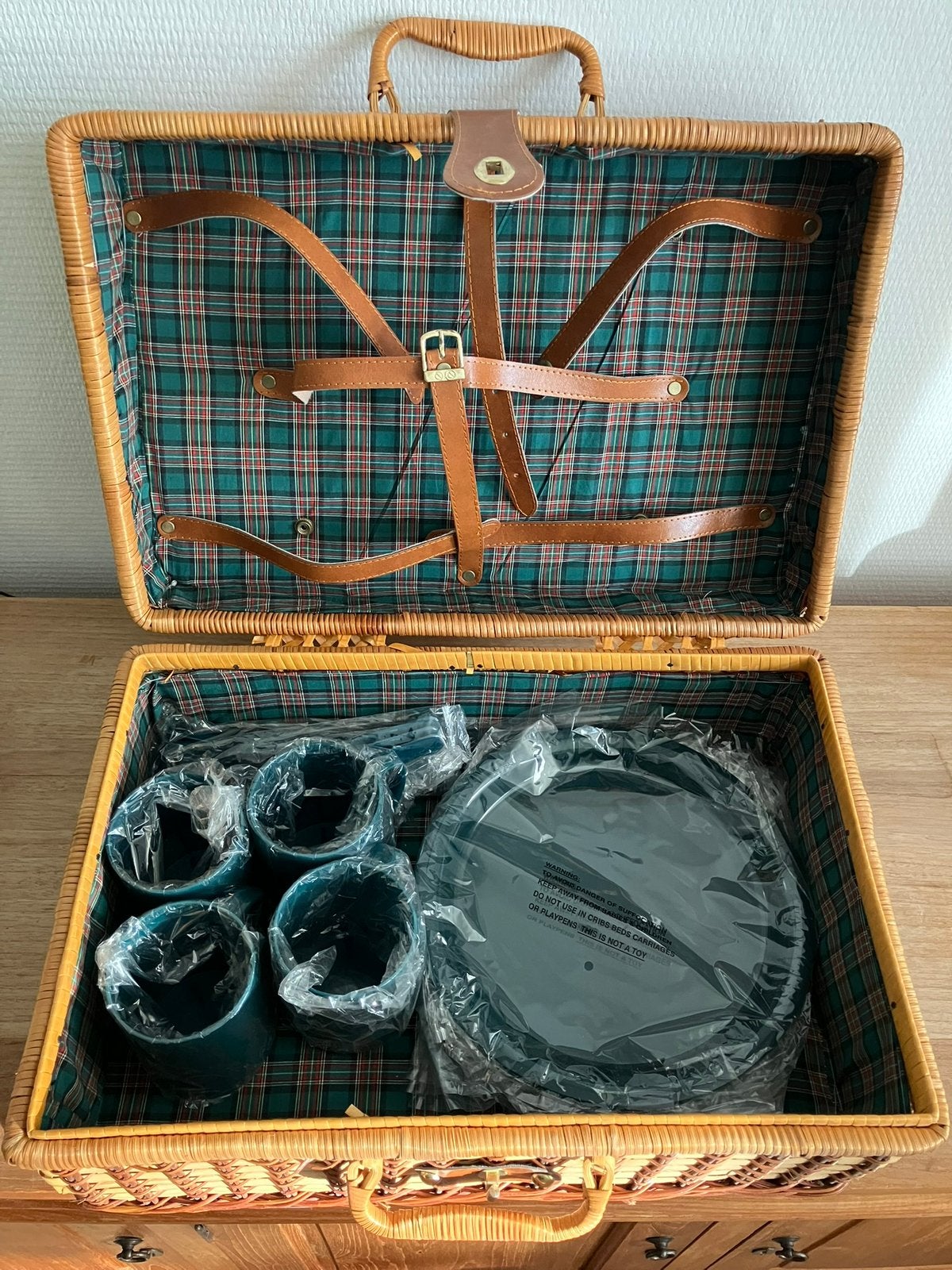 Complete 4-persoons Picknick mand - nieuw in de verpakking, Ophalen of Verzenden, Nieuw