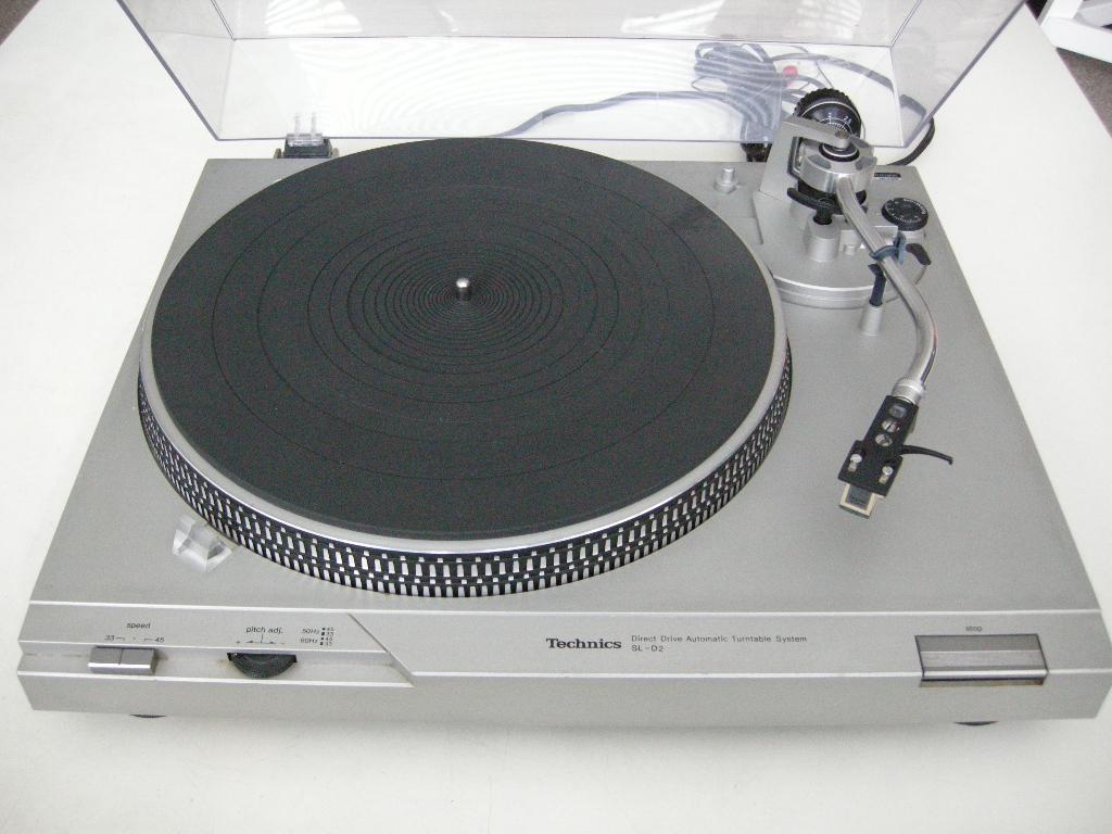 Technics SL D2 direct drive speler - zeer nette staat, Audio, Tv en Foto, Platenspelers, Ophalen, Pitch-regelaar, Zo goed als nieuw
