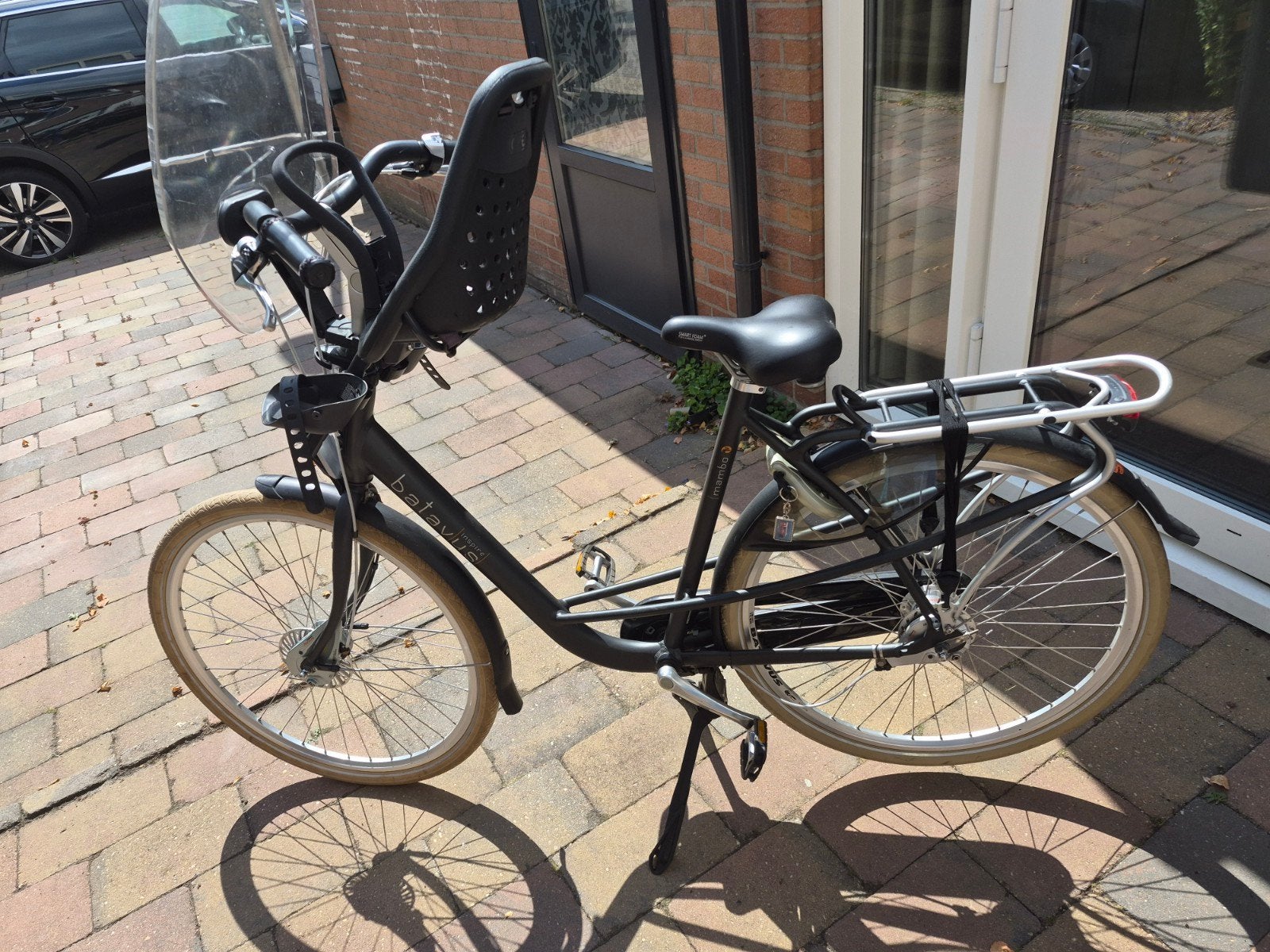 Batavus Mambo moederfiets met Thule Yepp voorzitje en scherm, Ophalen, Velgrem, Versnellingen, Batavus