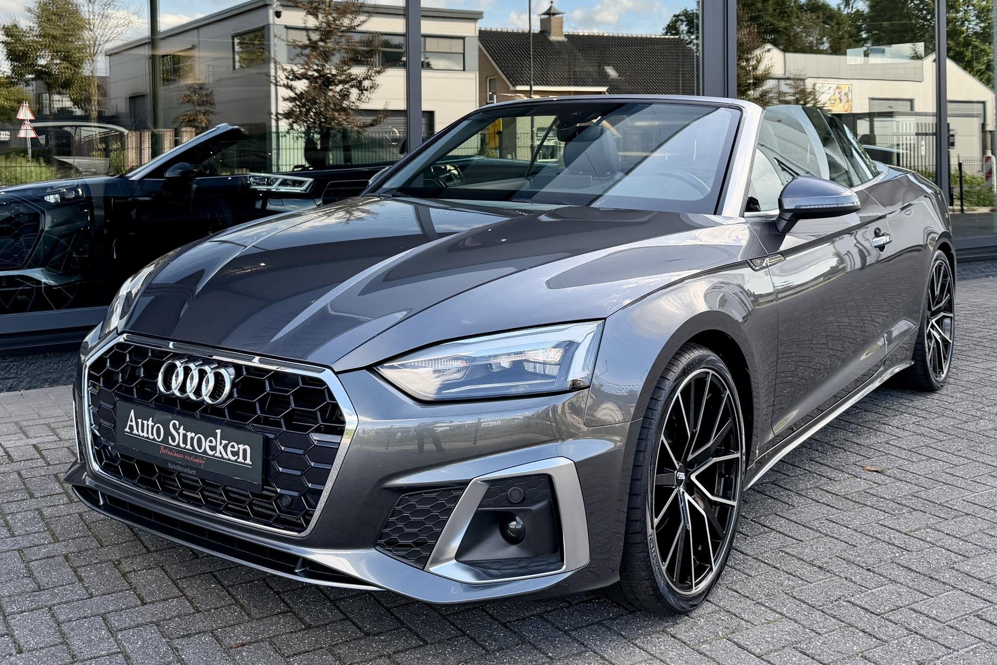 Audi A5 Cabriolet 2.0 TFSI S-Line Facelift Leer Massage Nekv, Auto's, Gebruikt, 4 cilinders, 4 stoelen, Bedrijf