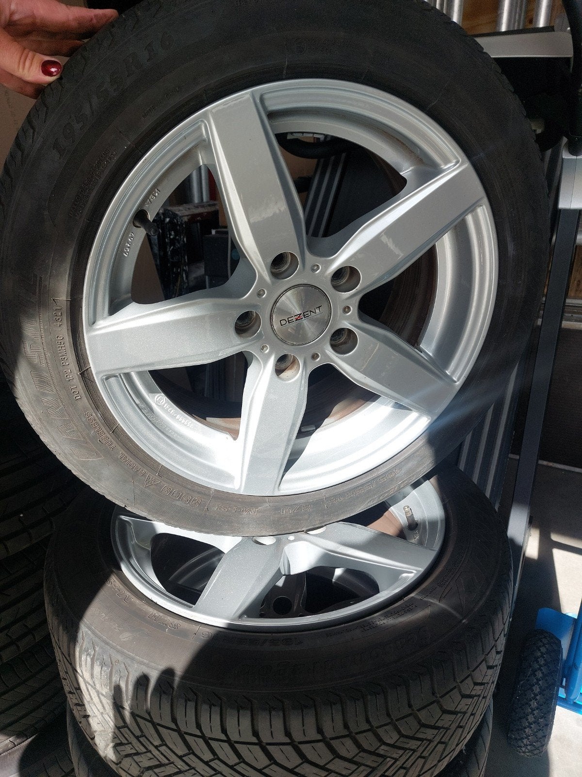 DEZENT LM VELGEN 5X120 ET40 voor o.a. BMW 1 Serie (2006)