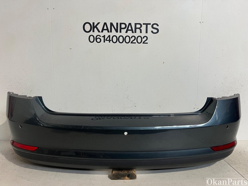 Skoda Rapid 5J Achterbumper 5JJ807421B, Auto-onderdelen, Info@fabrikant.eu, Fabrikantstraat 1
1000 AA  Amsterdam, NL, Ophalen of Verzenden
