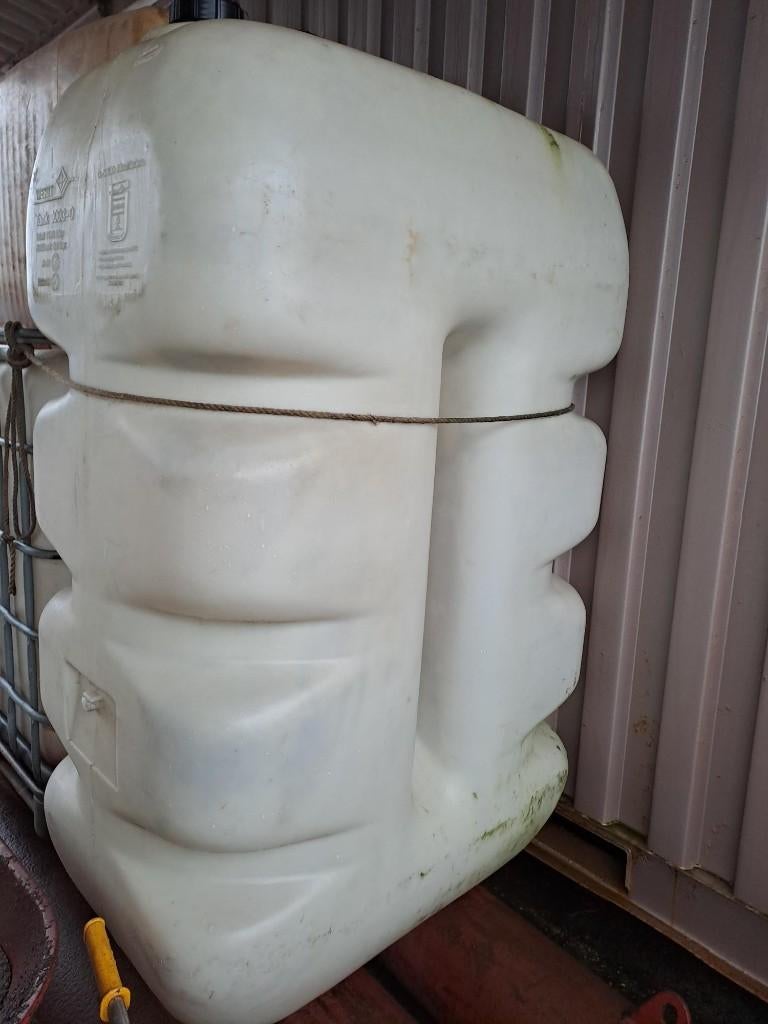 kunststof tank 1000 liter, Ophalen, Gebruikt, Motor en Techniek, Motorboot