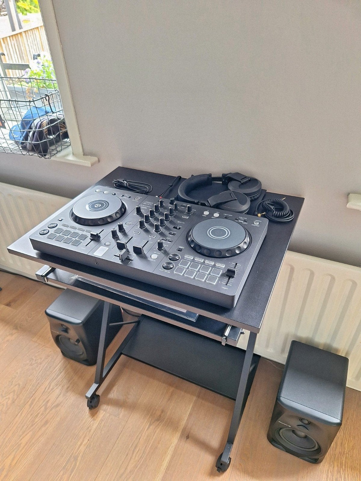 Complete set Pioneer DJ: draaitafel, headphones & 2 speakers, Muziek en Instrumenten, Dj-sets en Draaitafels, Ophalen, Zo goed als nieuw
