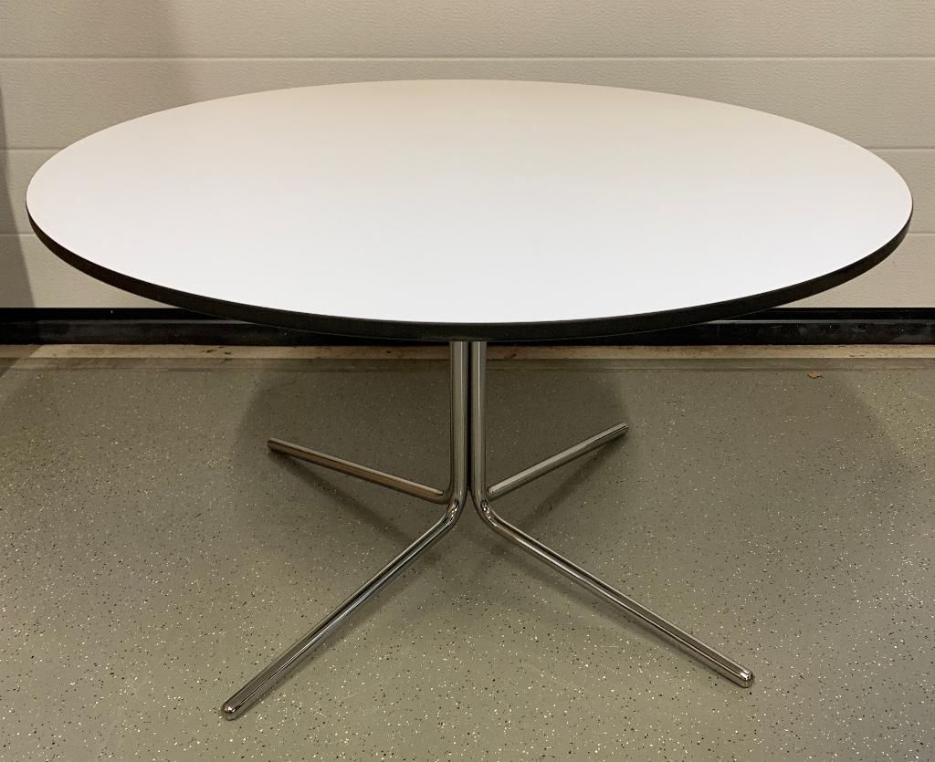 Nieuw tafel van Lensvelt Studio Job Baranowitz twv 1000euro, 50 tot 100 cm, Rond, Nieuw, Minder dan 50 cm