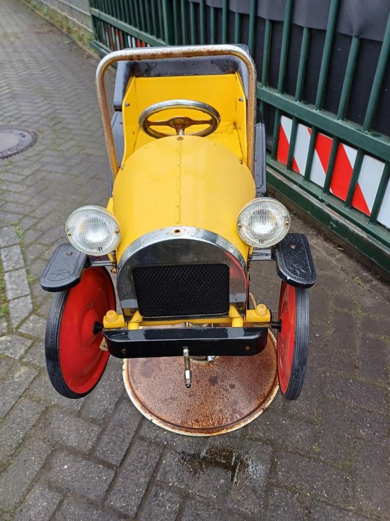 Auto Marquant geel op voet, Ophalen of Verzenden, Benzine, Overige merken